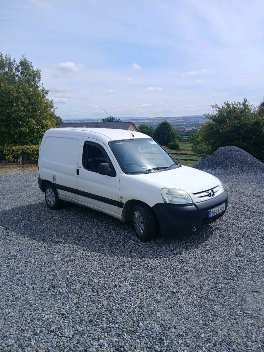 05 peugeot partner taxed and tested - Image 1