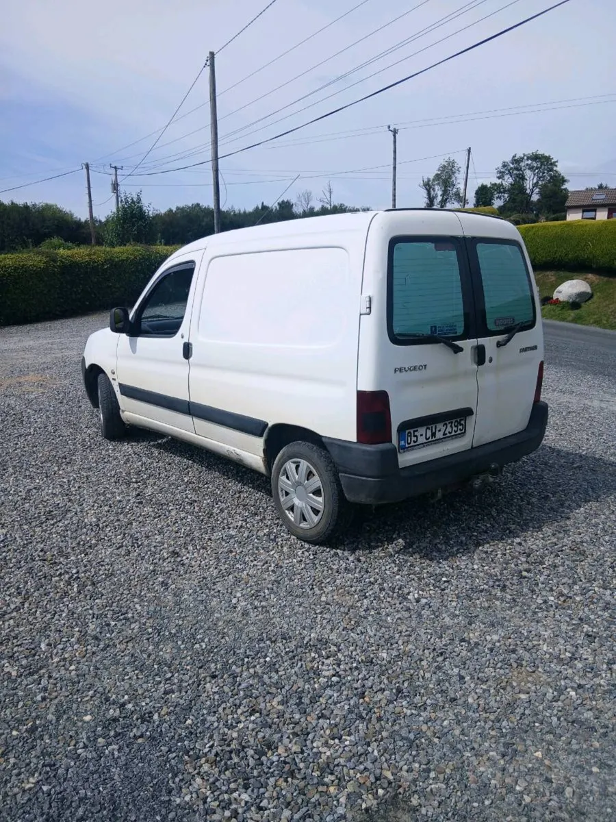05 peugeot partner taxed and tested - Image 4