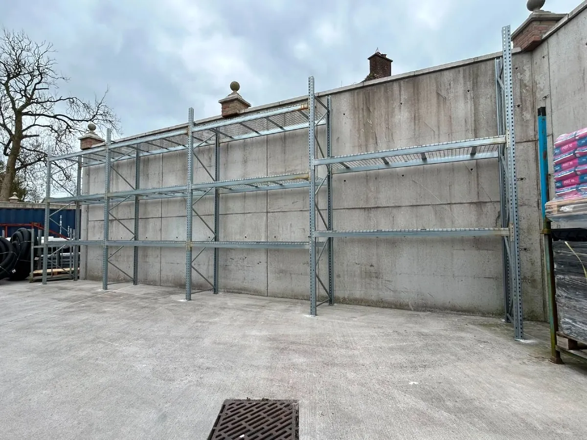 Heavy duty pallet racking available - Image 4