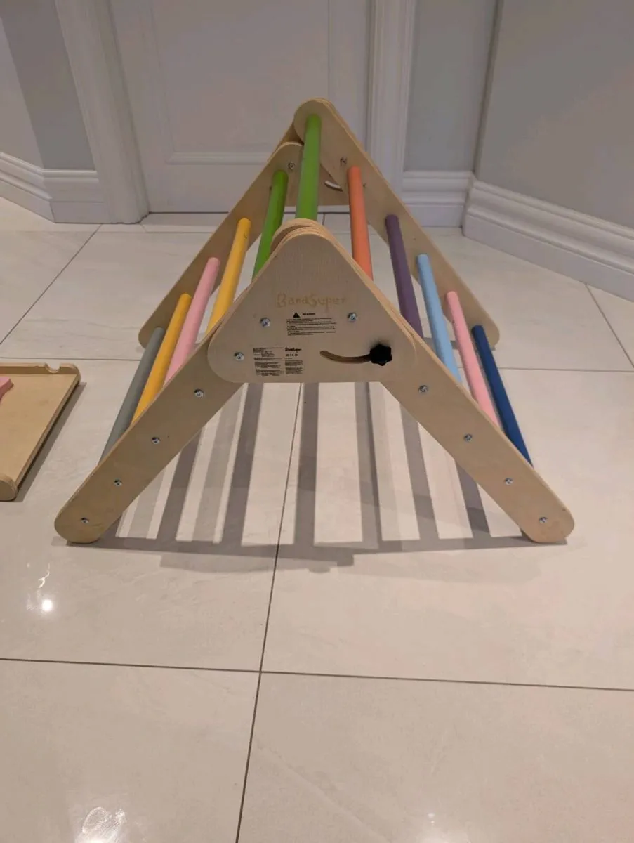 Wooden climbing frame - Image 3