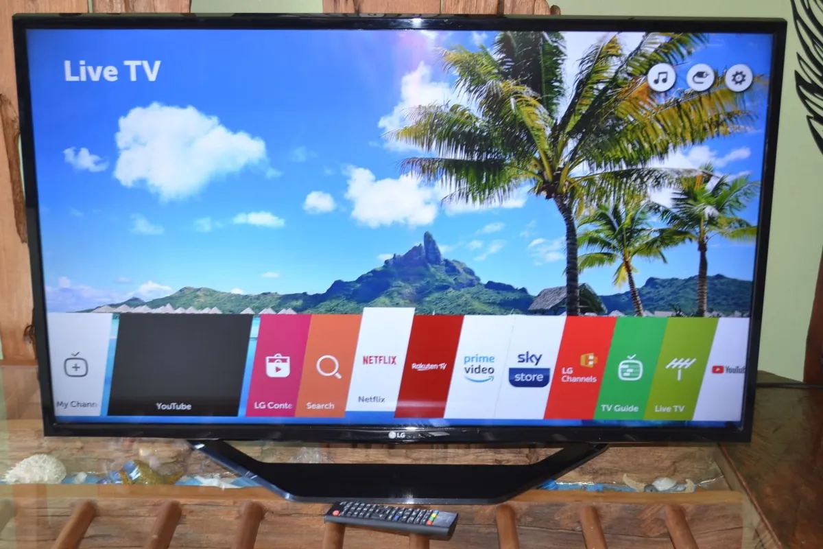 LG 43-inch 4K Ultra HD Smart TV - Image 1