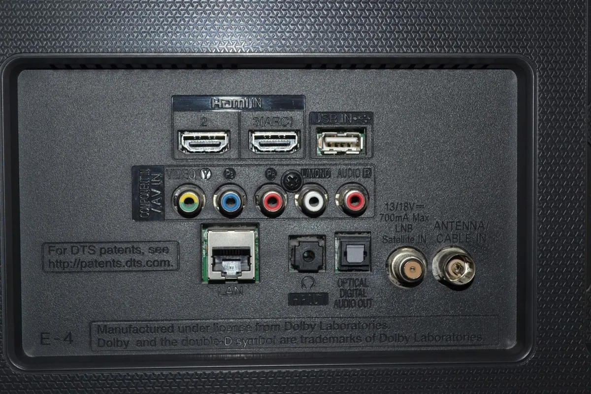 LG 43-inch 4K Ultra HD Smart TV - Image 4