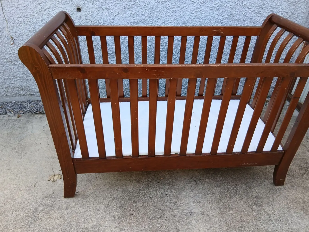 Cotbed - Image 1