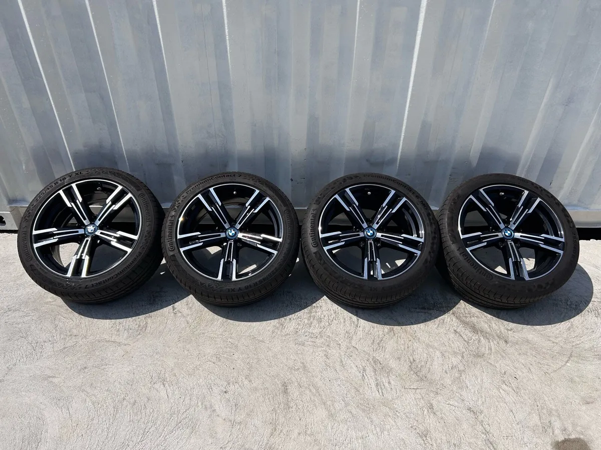 Genuine BMW G30, G20 848M 18” Alloy Wheels - Image 3