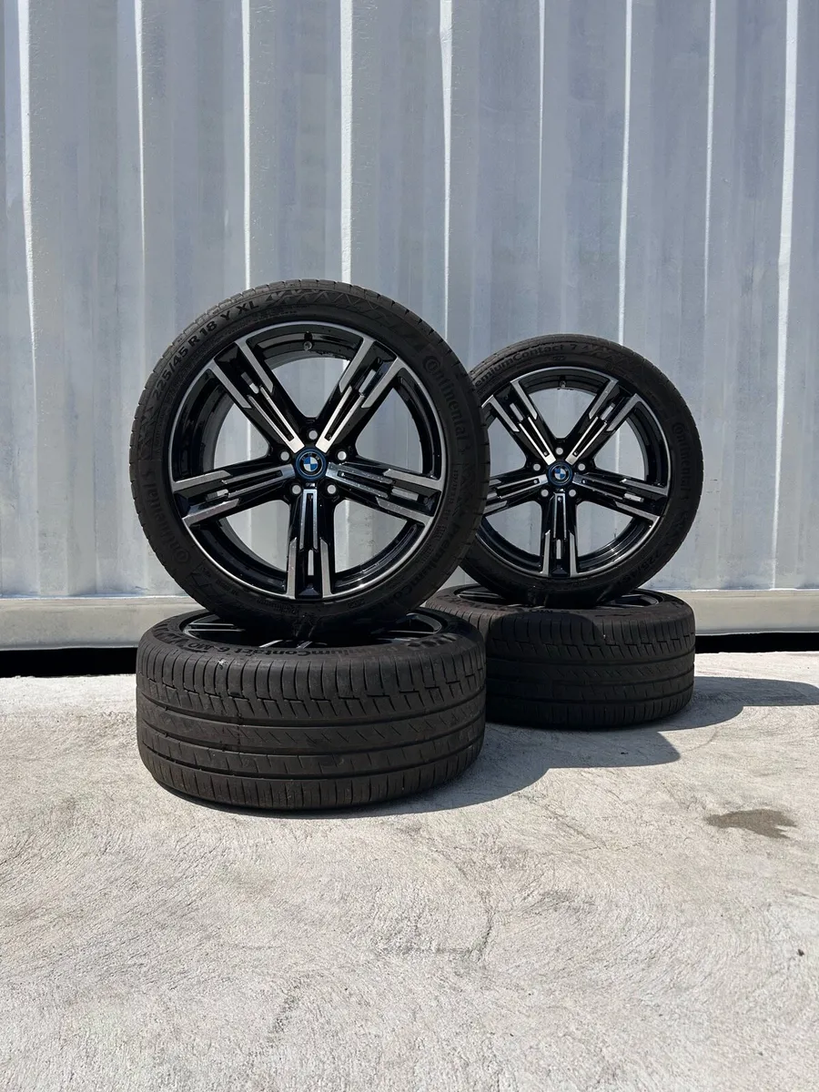 Genuine BMW G30, G20 848M 18” Alloy Wheels - Image 1
