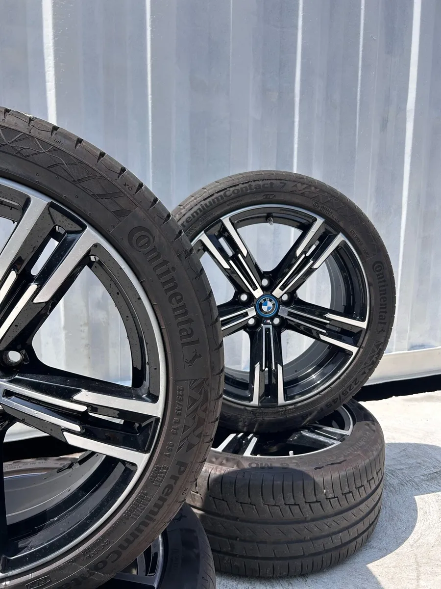 Genuine BMW G30, G20 848M 18” Alloy Wheels - Image 2