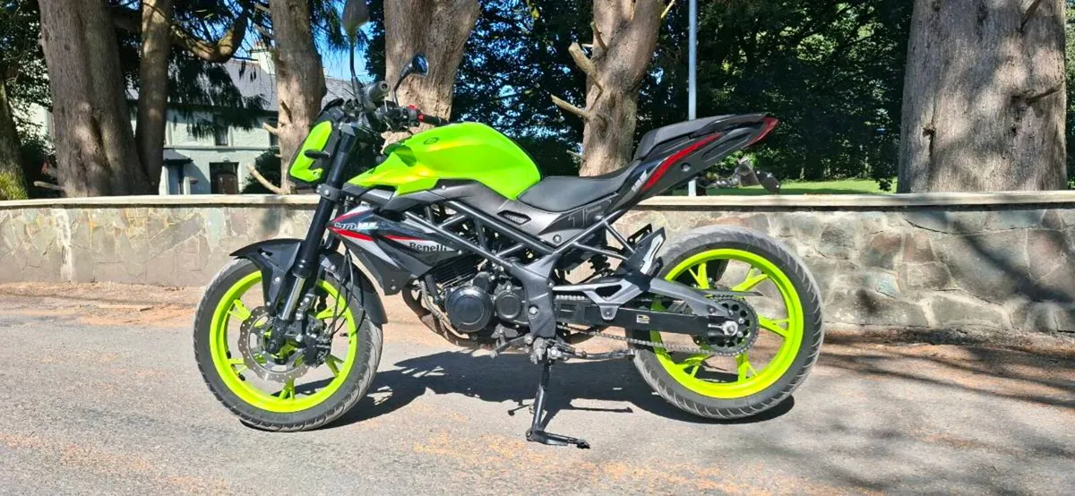 24 Benelli bn 125cc 7k miles, taxed 12-26 - Image 2