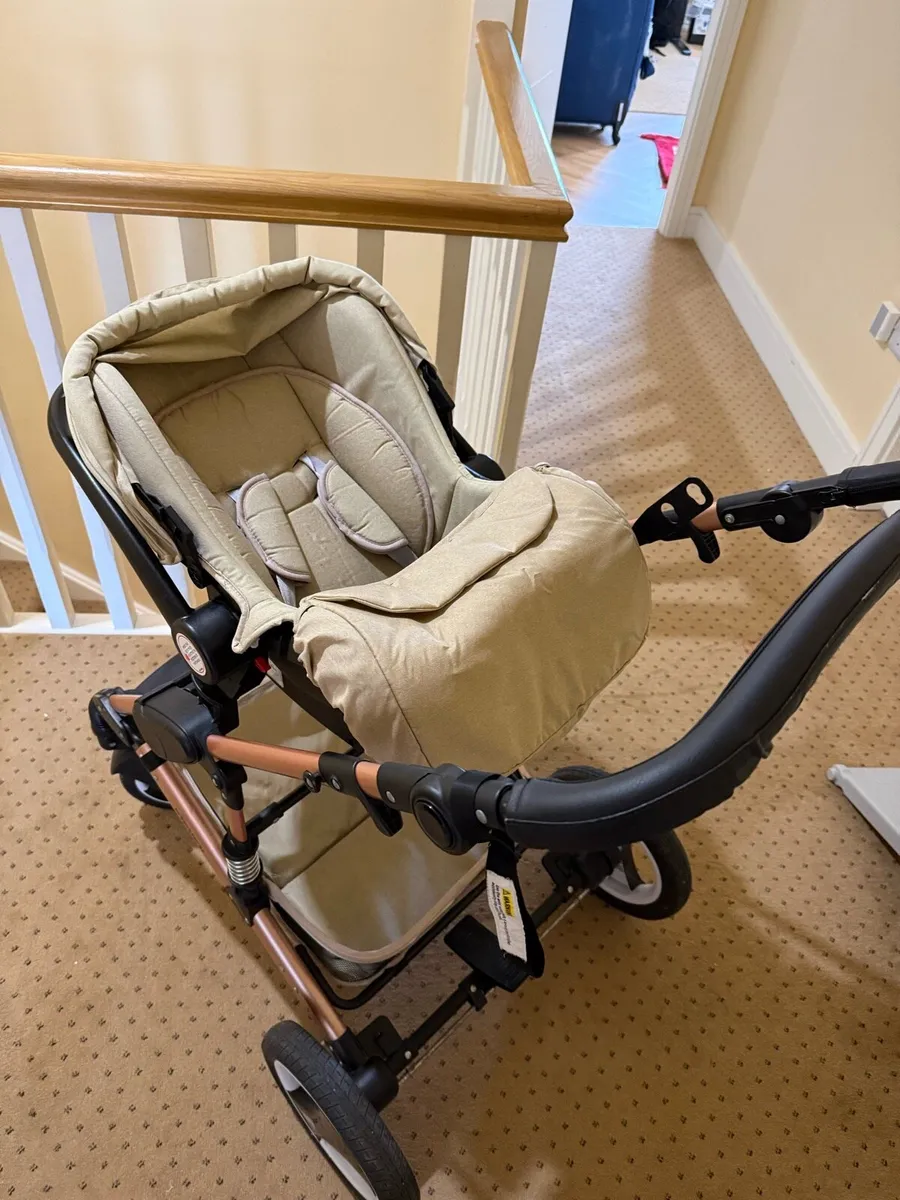 Stroller (Buggy) travel system - 2-in-1 Pushchair - Image 4