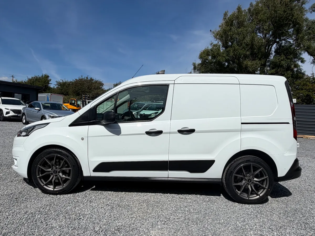 2022 Ford Transit Connect - 3 Seater - Image 4