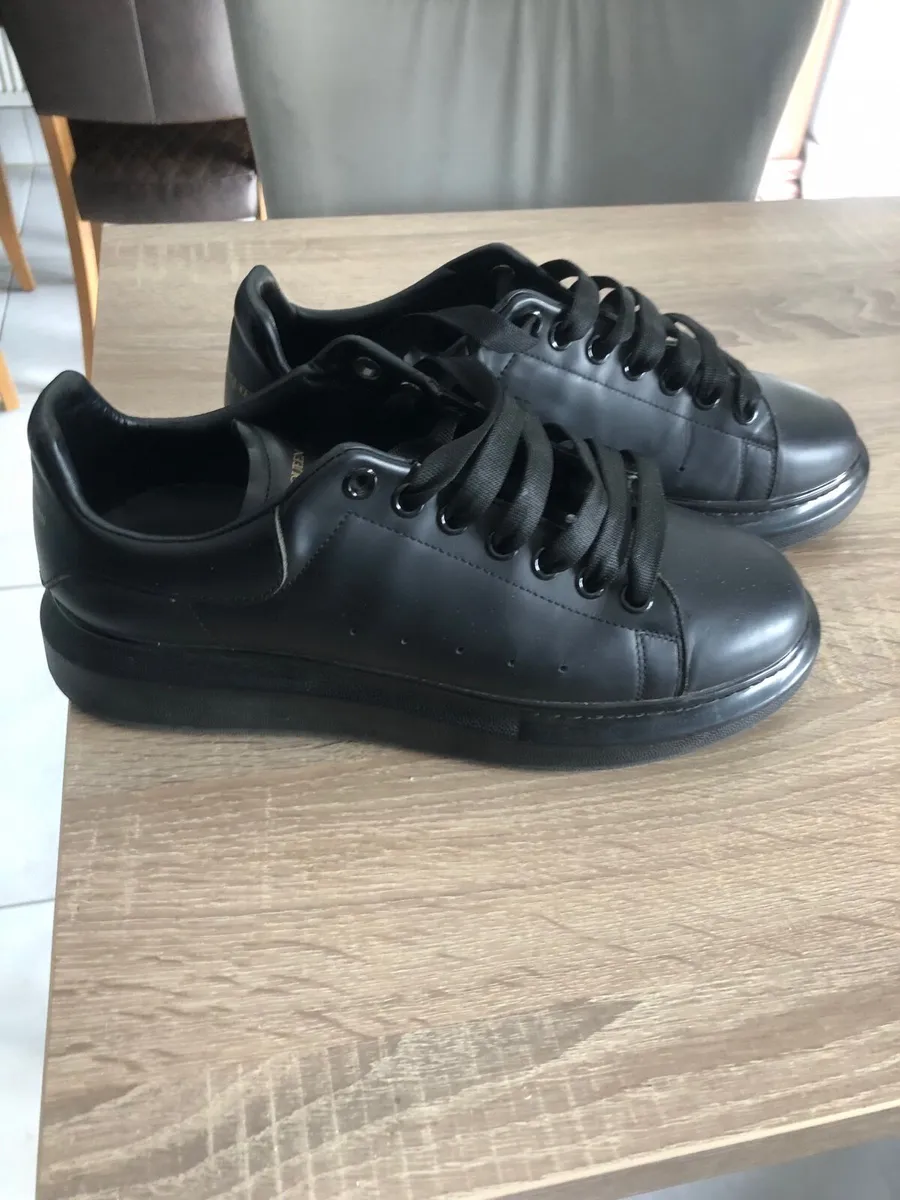 Alexander McQueen Oversize leather sneakers - Image 4