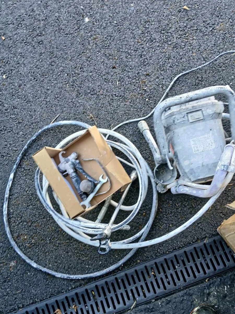 Paint sprayer - Image 2
