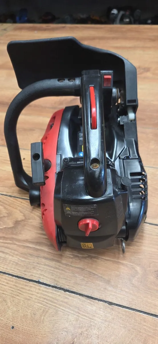 Top handle chainsaw - Image 1