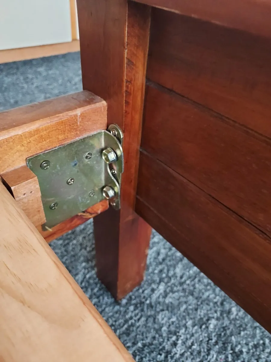 Wooden King Size Bed - Image 3