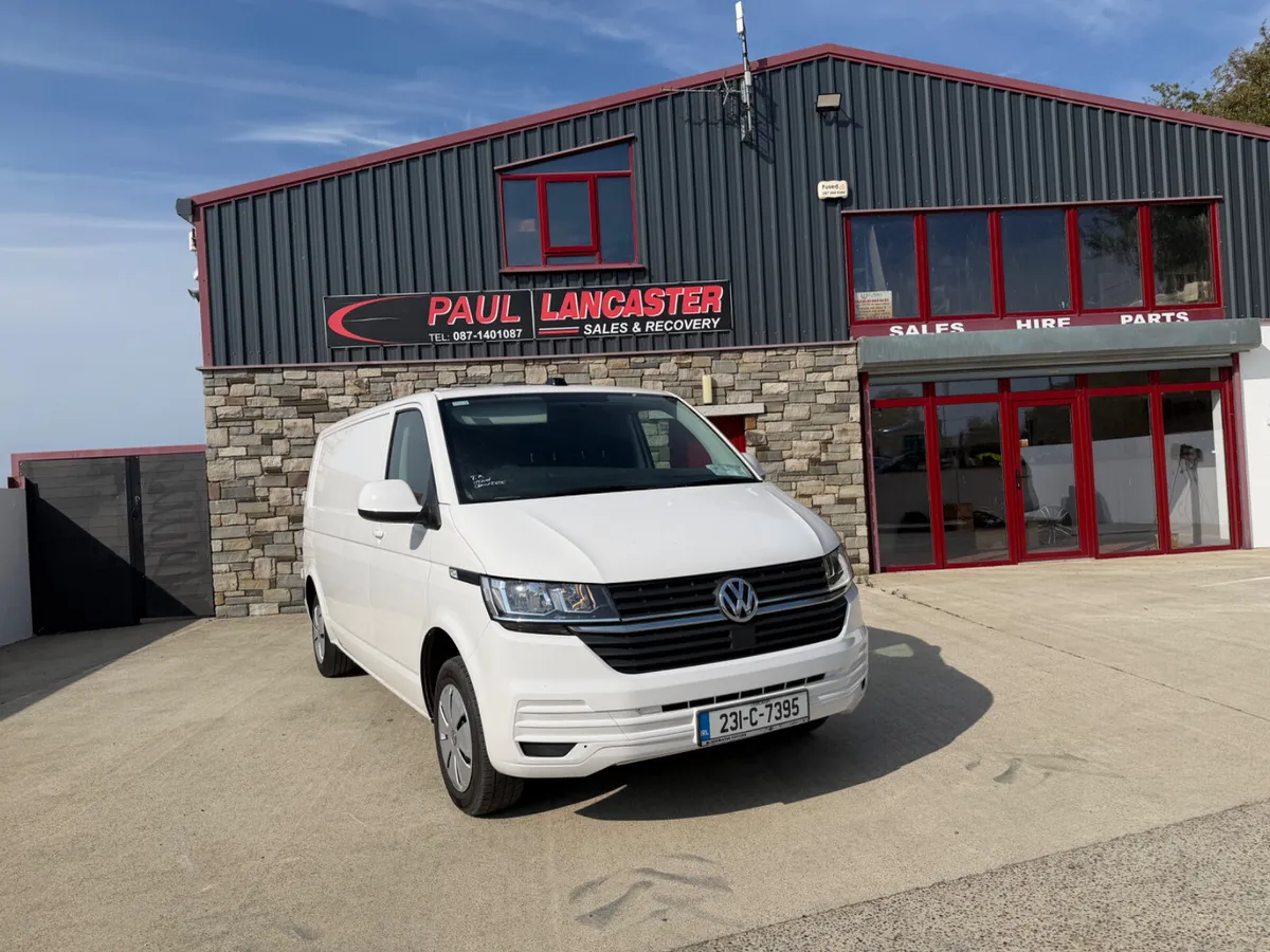 Volkswagen Transporter 2023 - Image 3