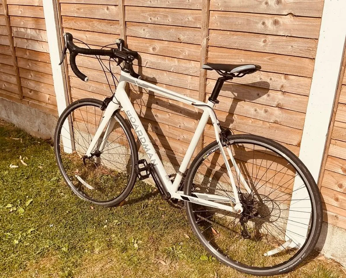 2018 Boardman Road Sport Men's Bike X7 - Image 1