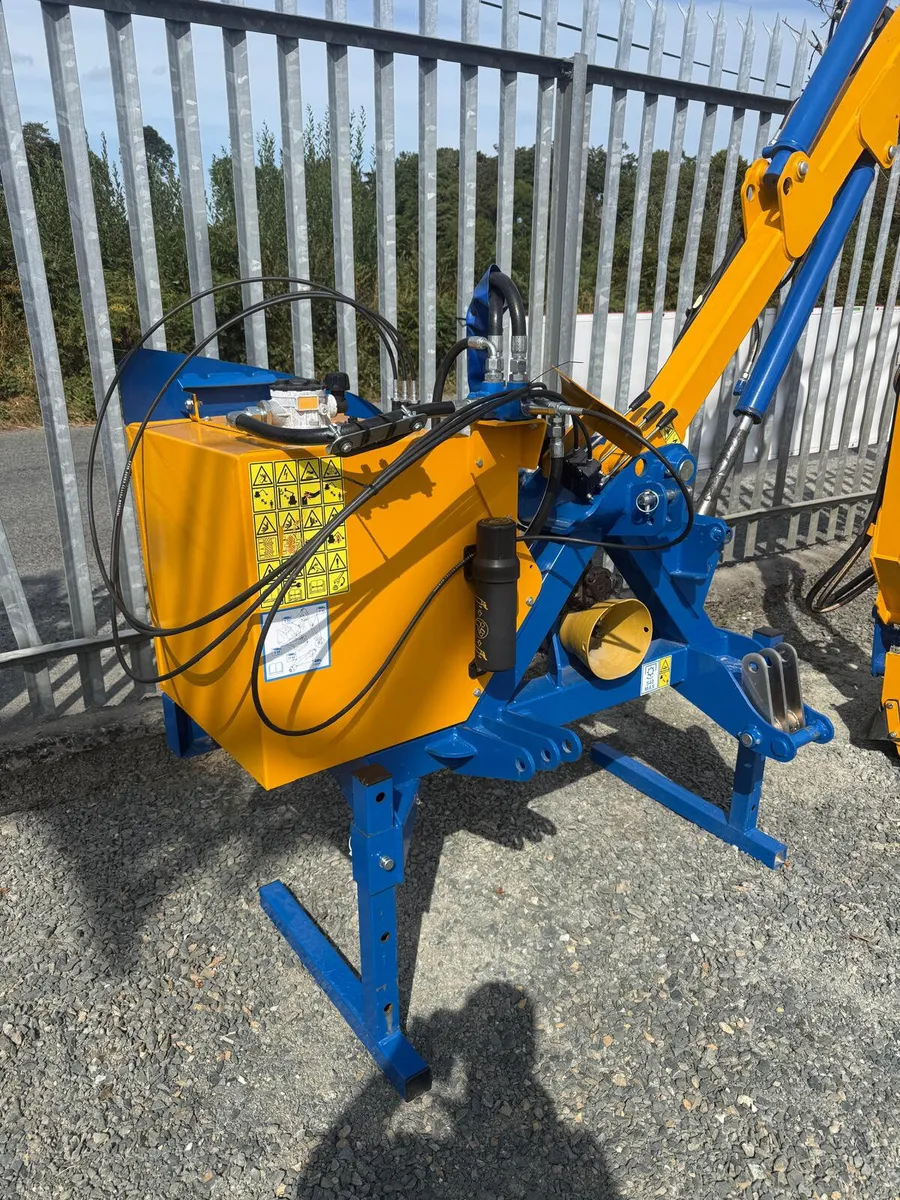 New Bomford Falcon 5m Hedgecutter In Stock - Image 2