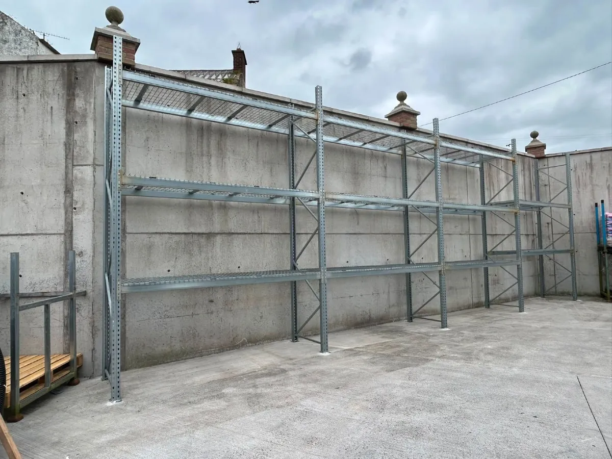 Bespoke pallet racking - Image 4