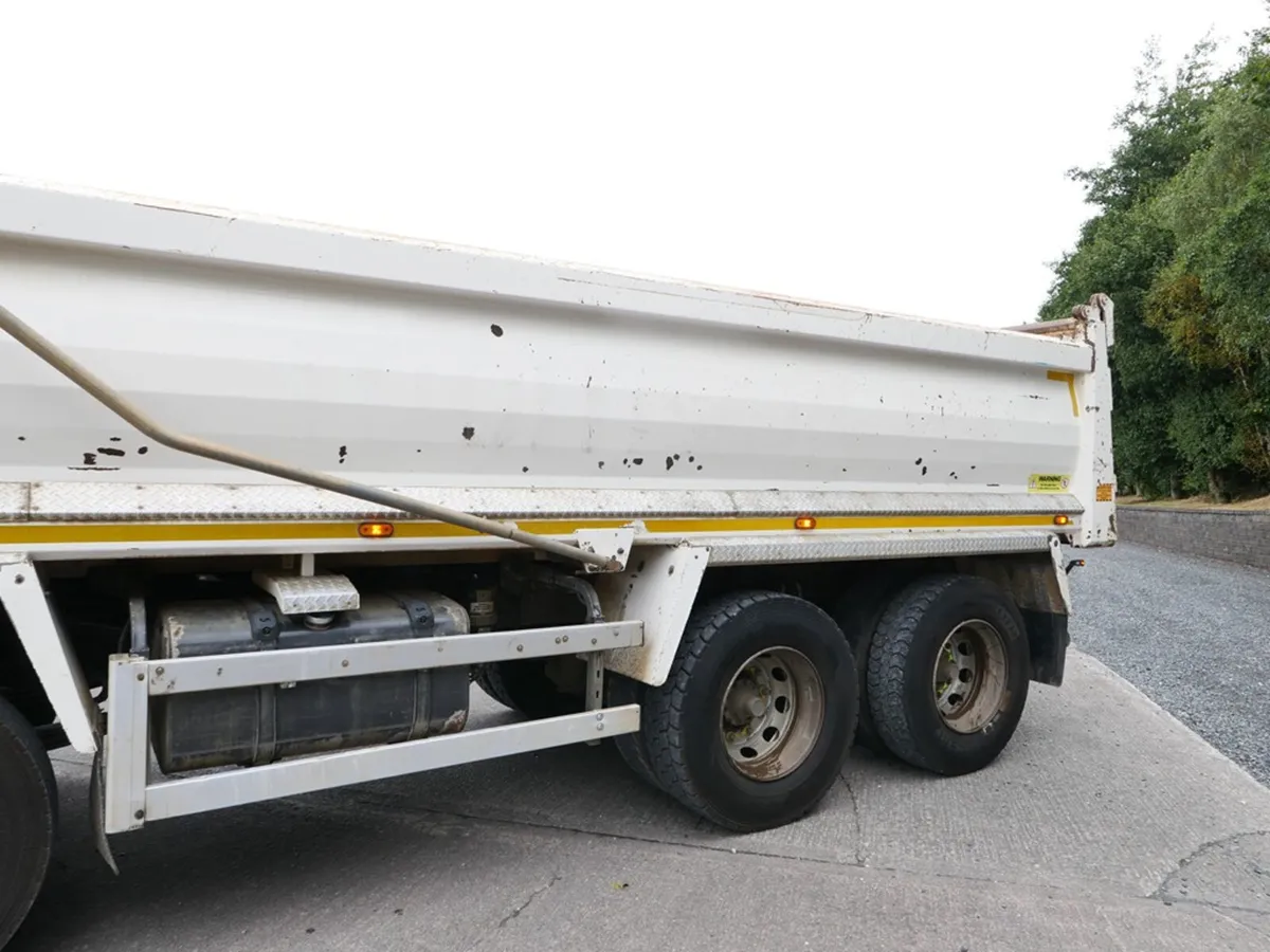 Scania P410 Tipper - 8x4 - R1-01246 - 2020 - Image 4