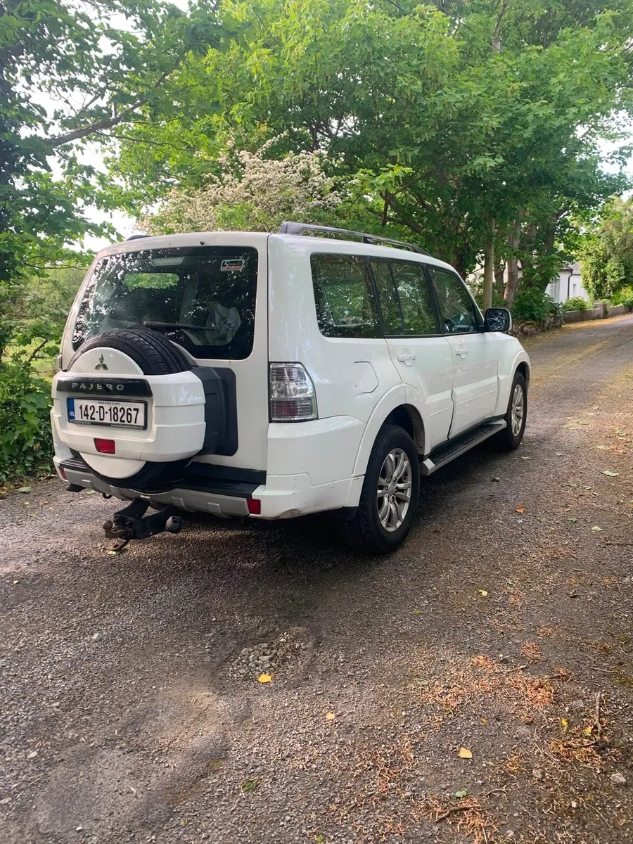 Mitsubishi Pajero - Image 2