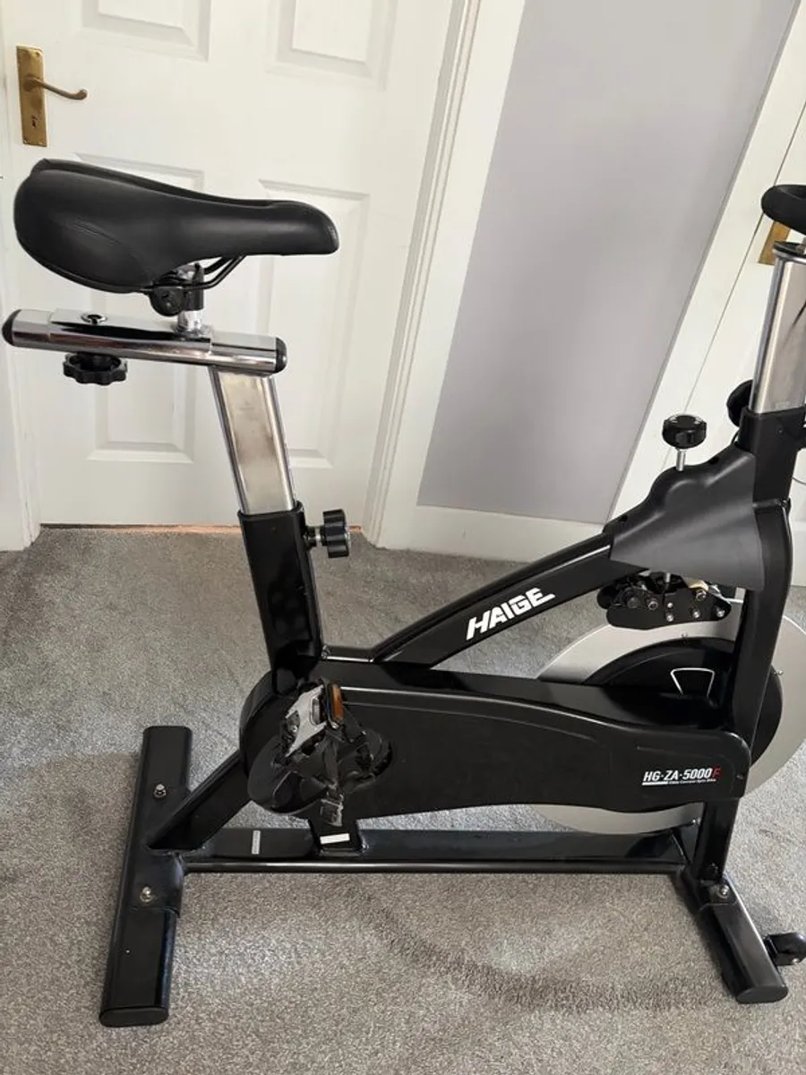 Exercise Spinning Bike- 30kg Flywheel - Image 1