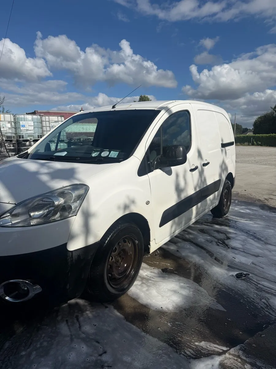 Peugeot - Image 2