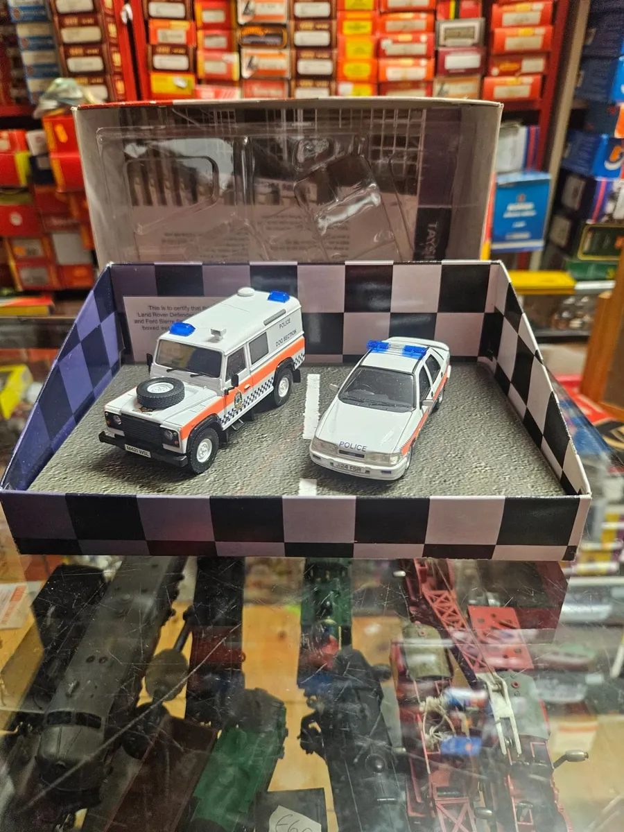 Corgi Ford Sierra Cosworth and Landrover Police Se - Image 1