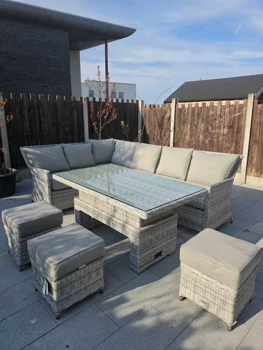 Rattan Garden Set - Image 1