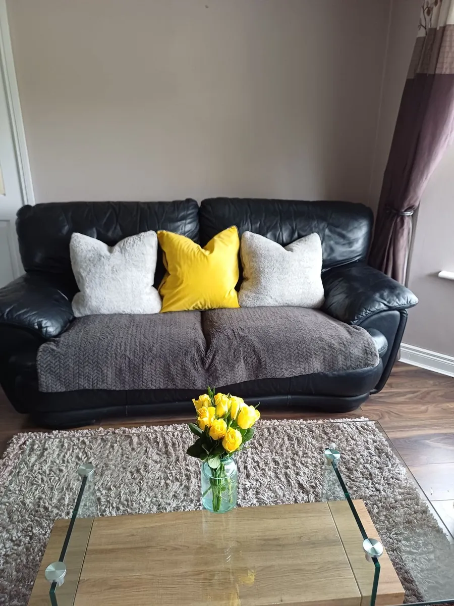 3-Piece Black Italian Leather Suite - Image 1