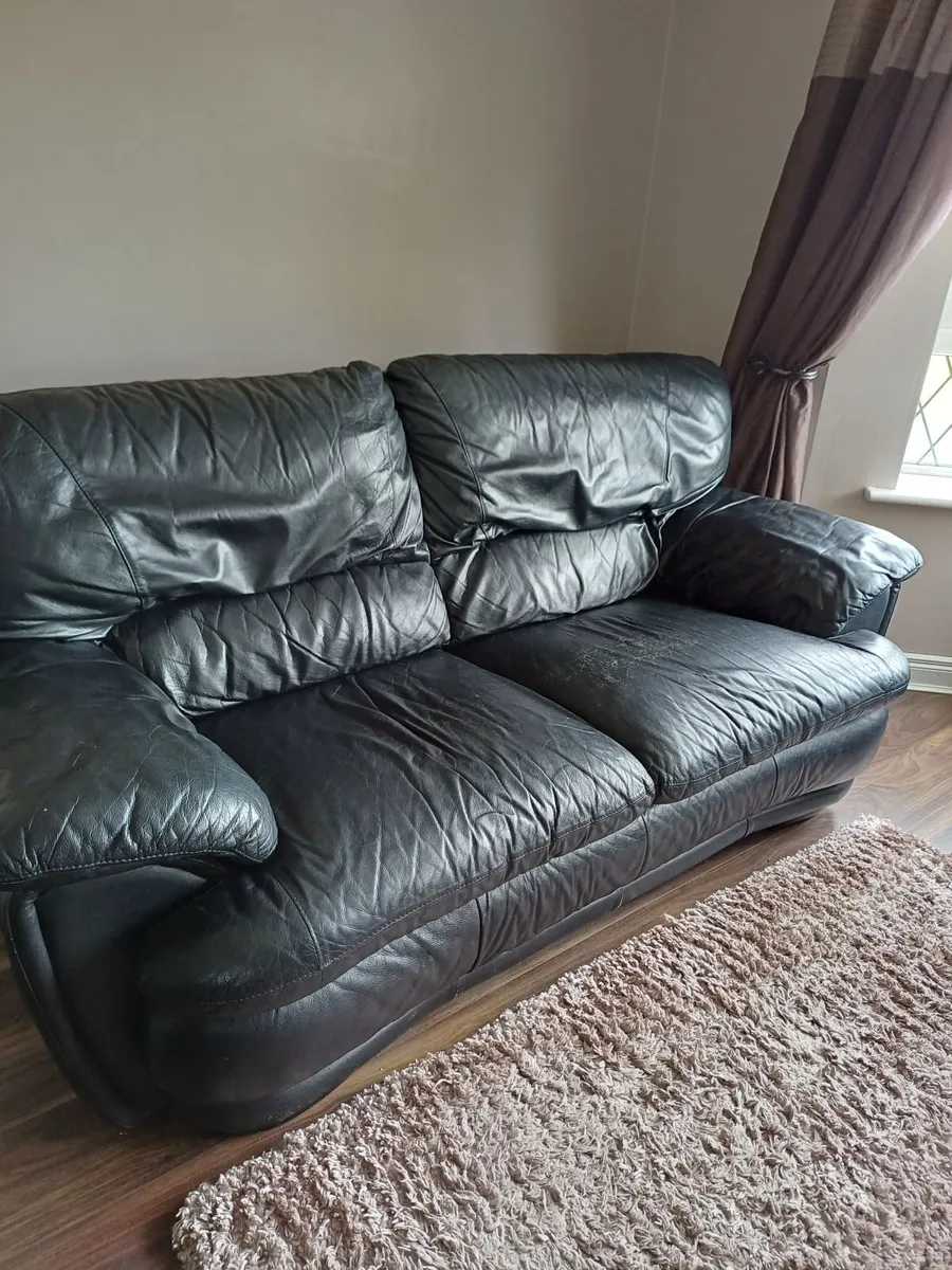 3-Piece Black Italian Leather Suite - Image 4