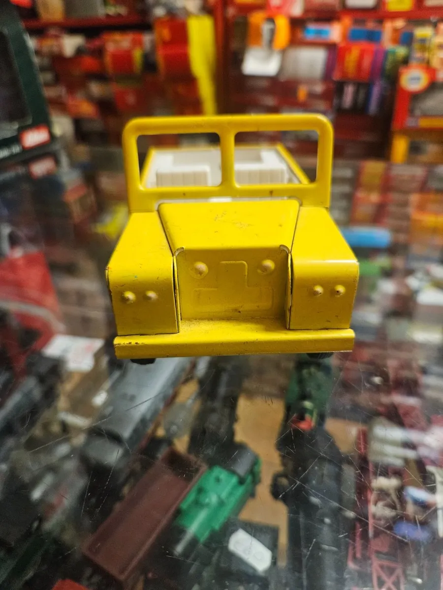 Corgi Triang Pressed Steel Landrover - Image 1
