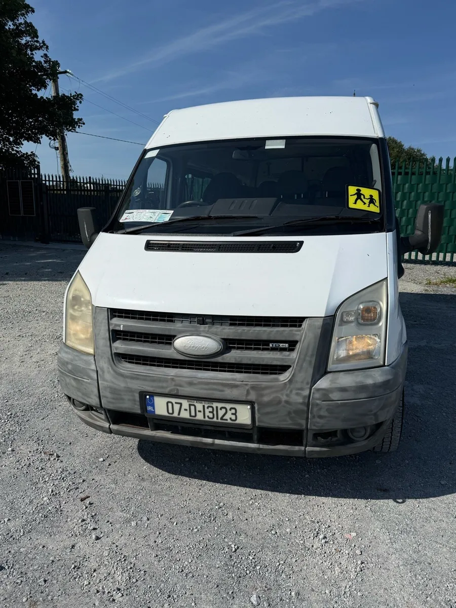 Minibus for sale - Image 1