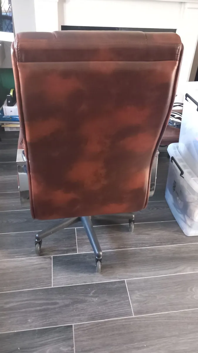 Office Chair - Image 3