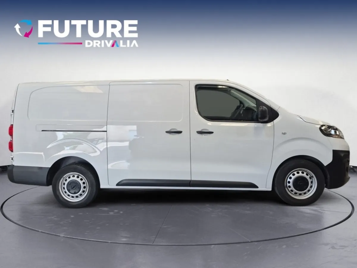 Opel Vivaro Komfort L2H1 1.5 Diesel 100PS *Price E - Image 4