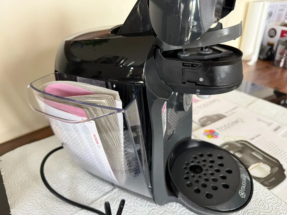 Bosch Tassimo Coffee Machine – Never Used - Image 4