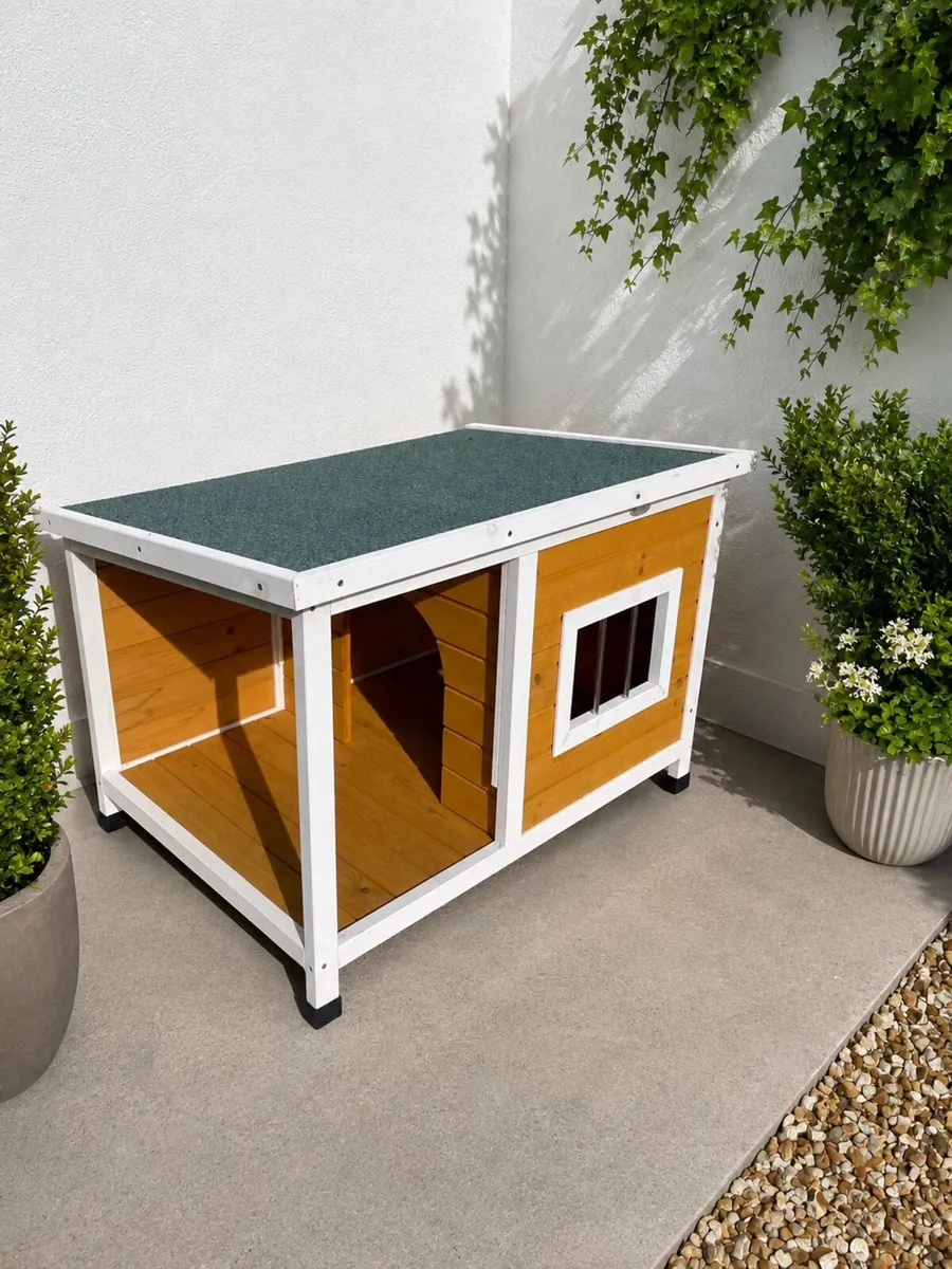 Outdoor Dog House with porch - Image 1