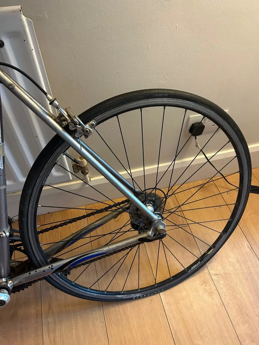 Trek 1000 Road Bike – Good Condition - Image 4