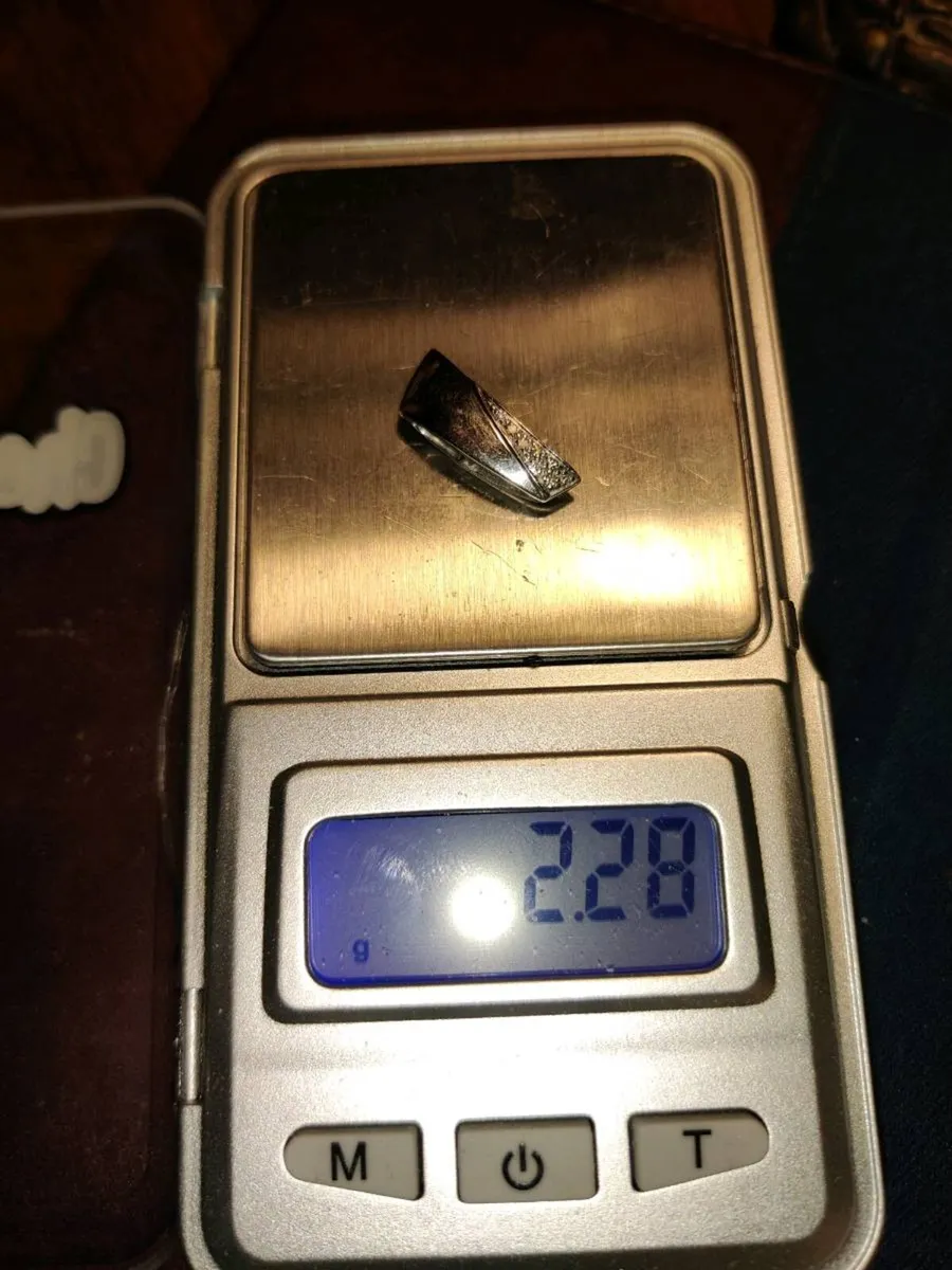 HORIZONRAL DIAMOND, 9CT WHITE Gold New Pendant ! - Image 2
