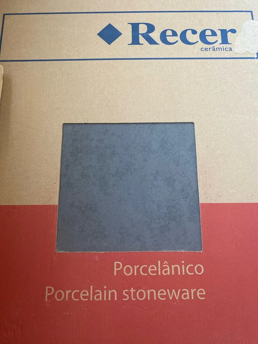 Outdoor porcelain tiles black/grey