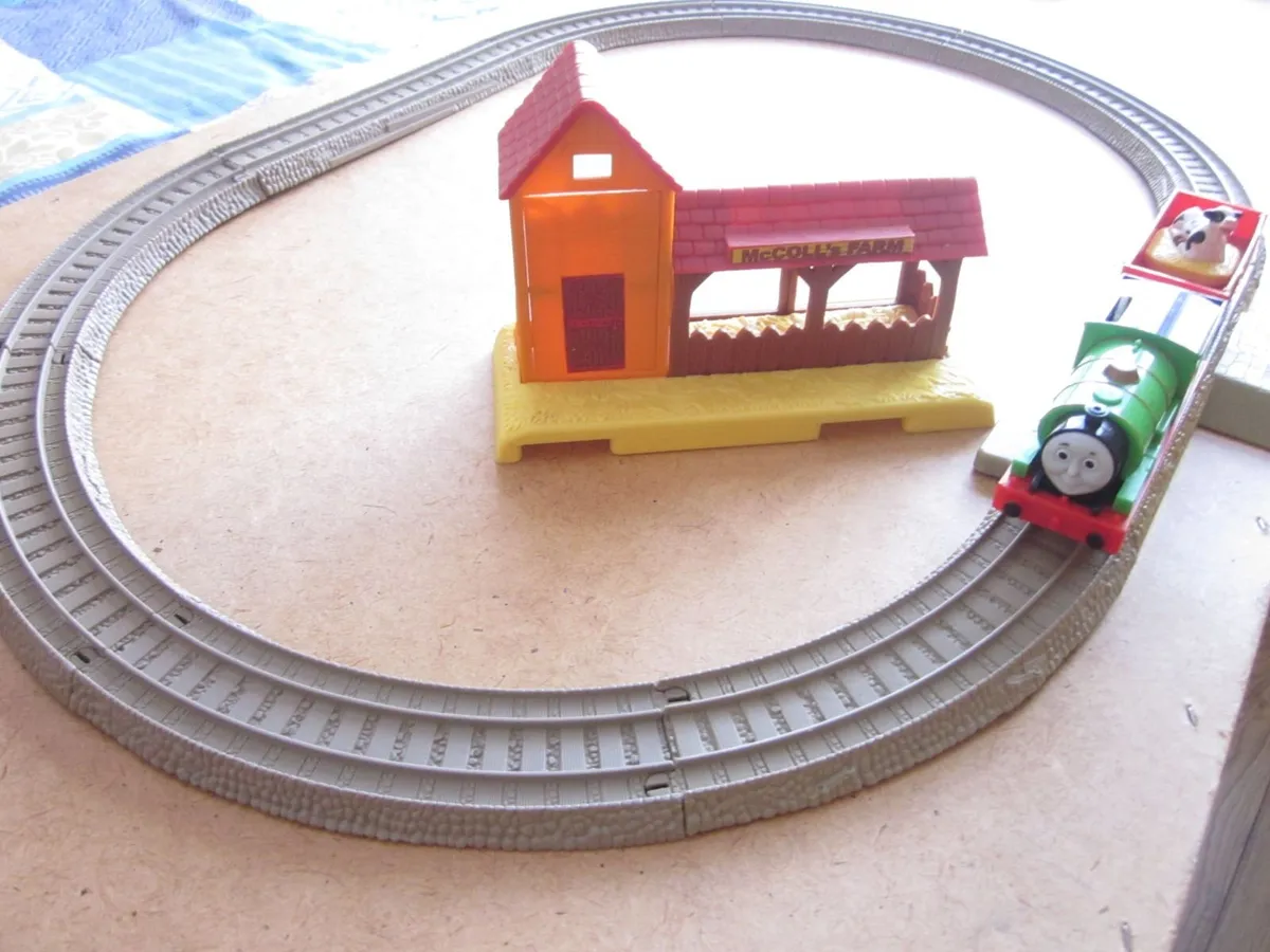 Thomas&Friends Percy's Day at the Farm Playset - Image 3