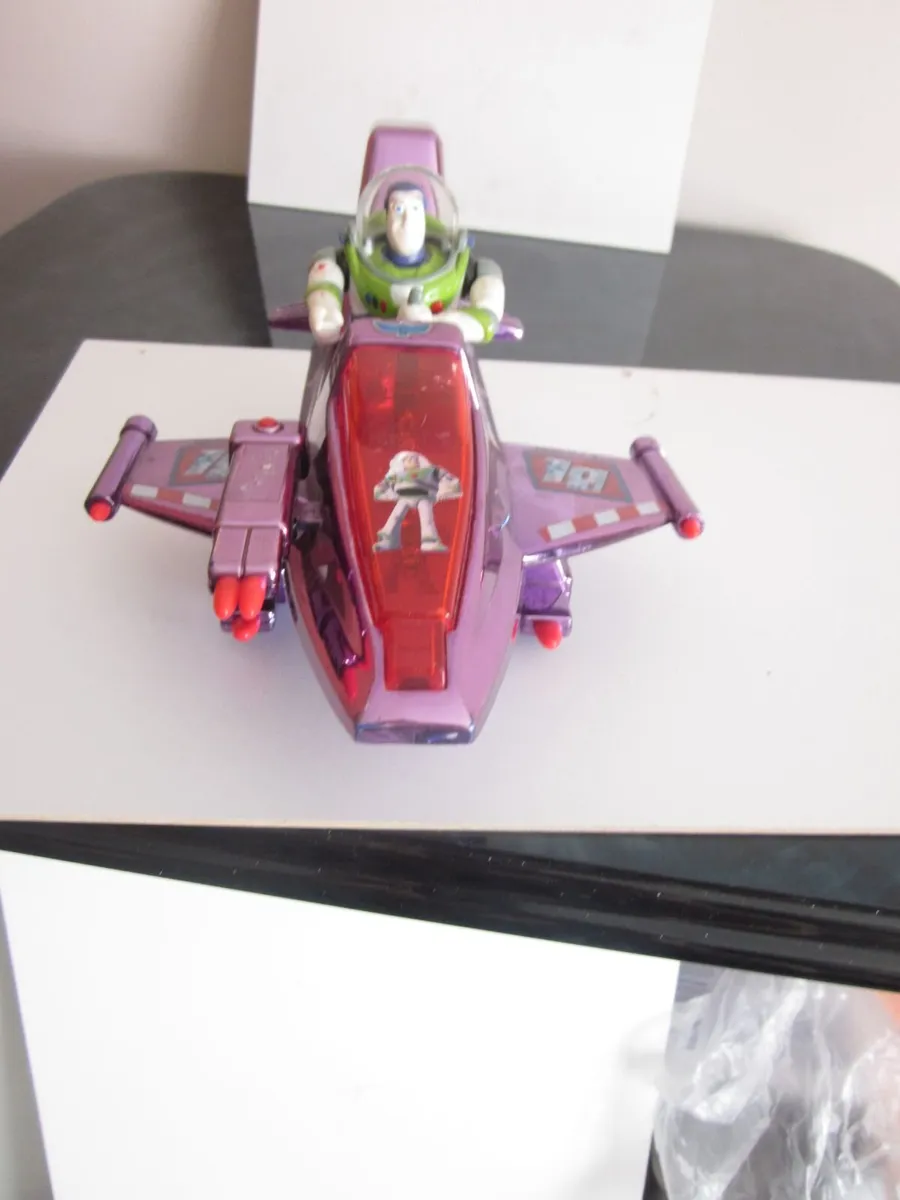Disney Buzz Lightyear Galactic Cruiser - Image 2
