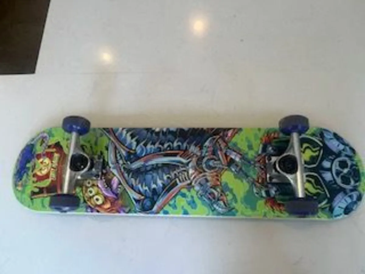 Tony hawk skateboard (360 series) - Image 1