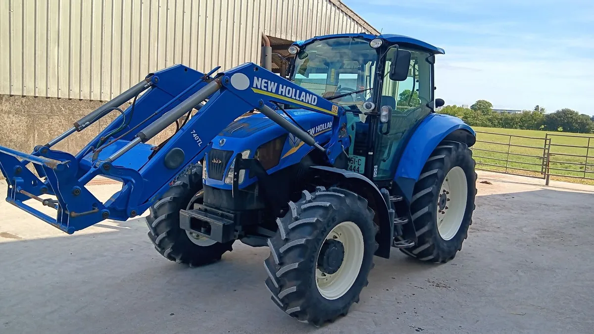 New Holland T5.95 with loader - Image 1