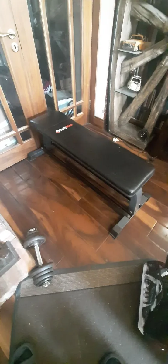 York Weight Bench + 118kg Weight Plates, Bars etc - Image 2