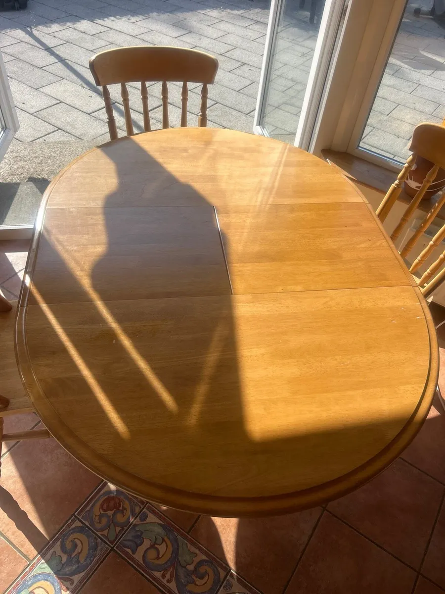 Kitchen table and 3 chairs - Image 2