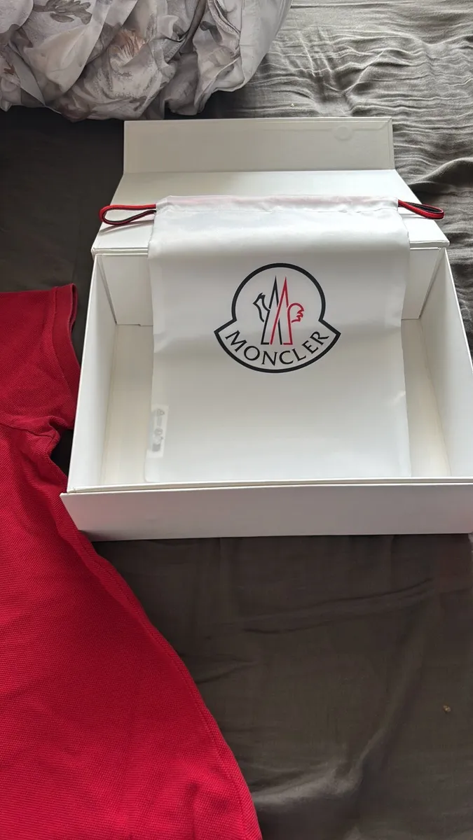 Moncler T shirt - Image 1