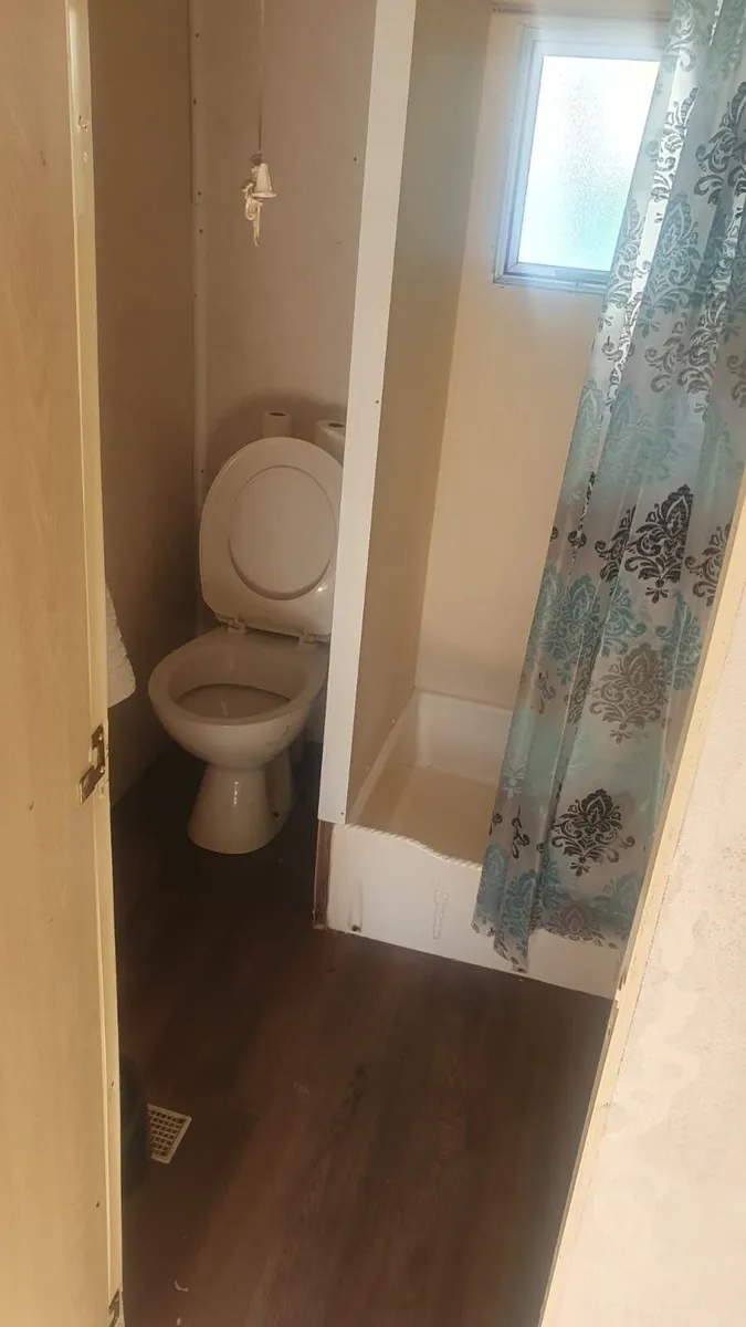 Mobile Home - Image 2
