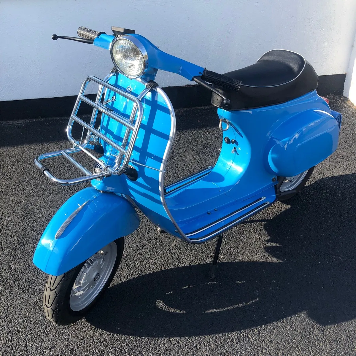 1970 Vespa R - Image 1
