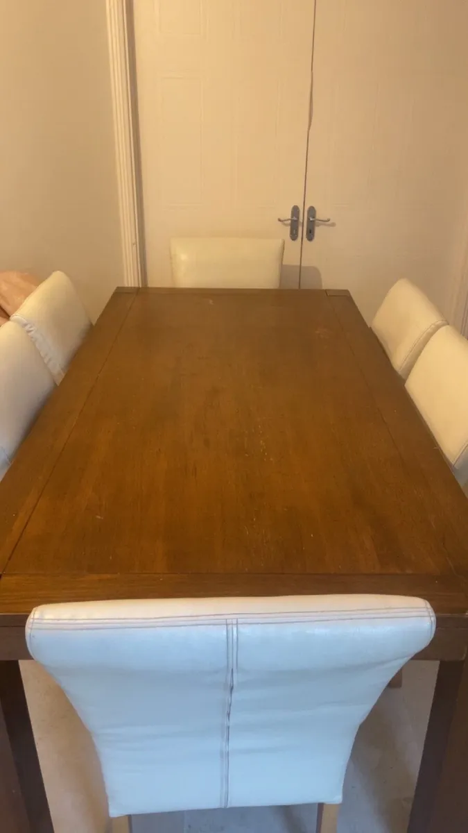 Dining table and chairs - Image 1