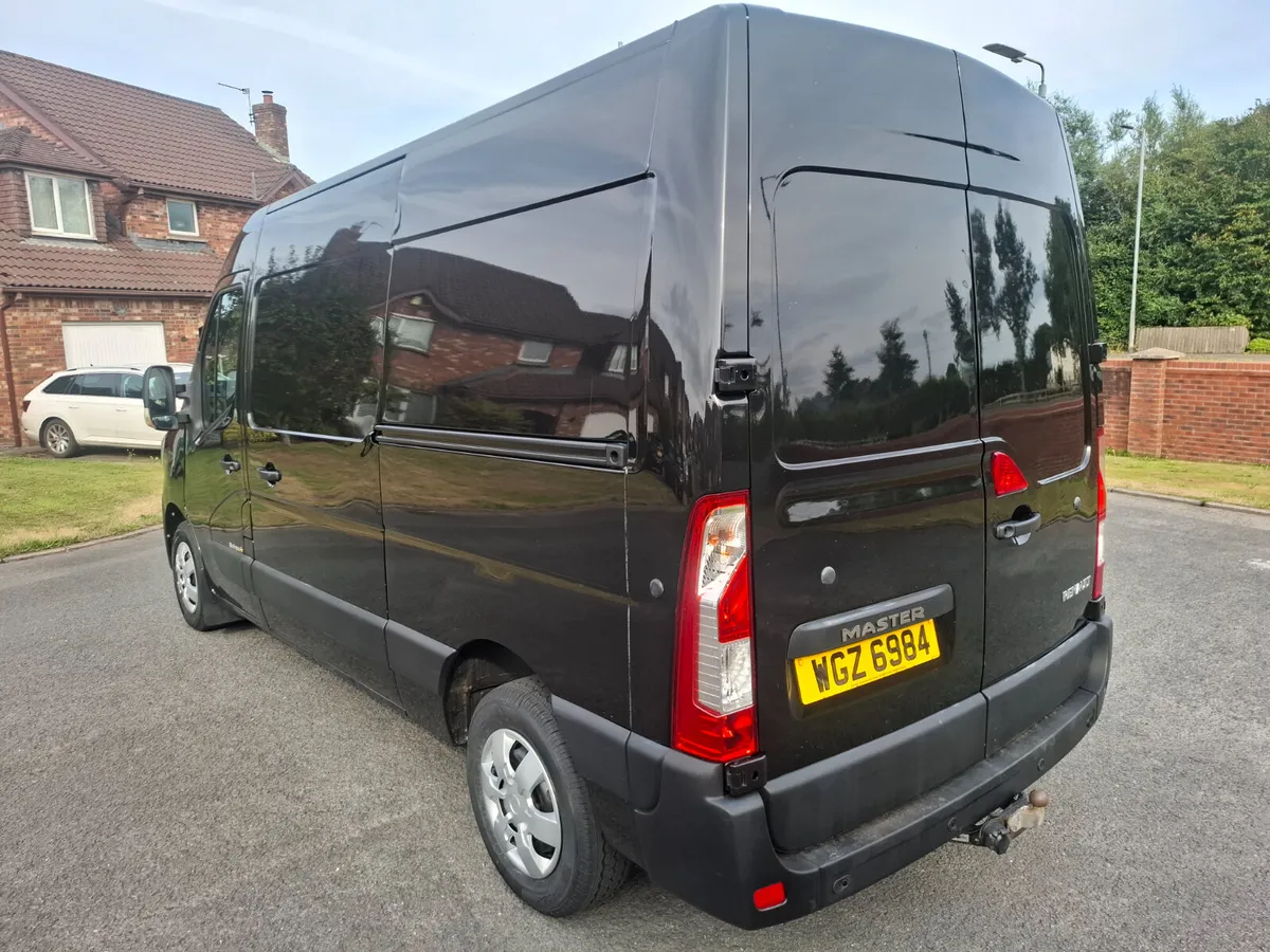 2022 Renault Master MWB business plus - Image 4