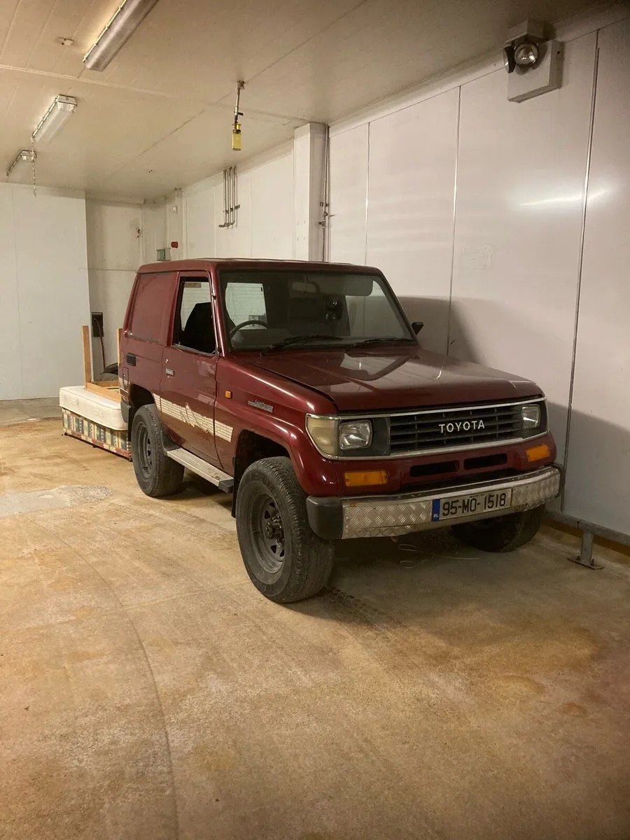 Toyota landcruiser - Image 1
